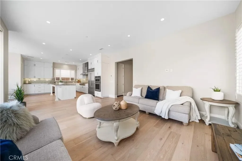 103 Sky, Irvine, California, United States. - Photo 12