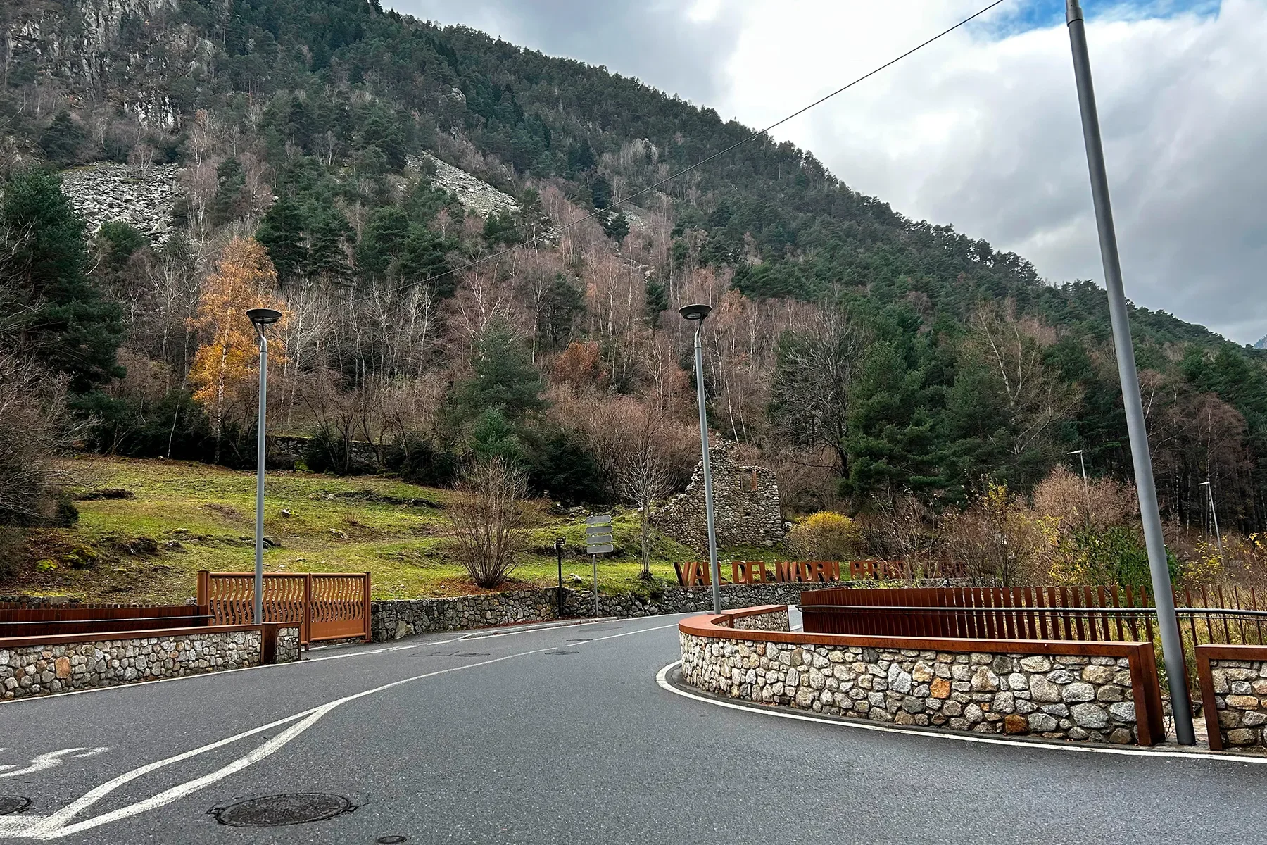 Escaldes-Engordany, 08 AD700, Escaldes-Engordany, Escaldes-Engordany, Andorra. - Photo 6