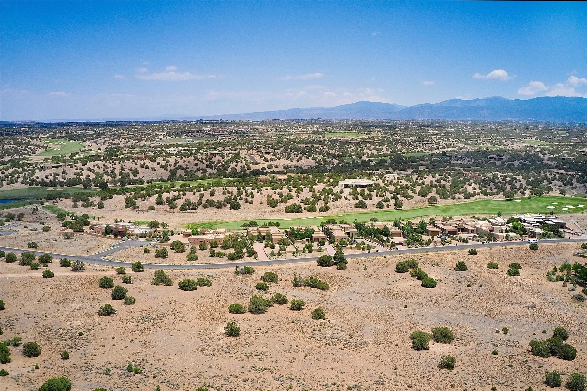 58 Paseo Aragon, Santa Fe, NM 87506, Santa Fe, New Mexico, United States. - Photo 30