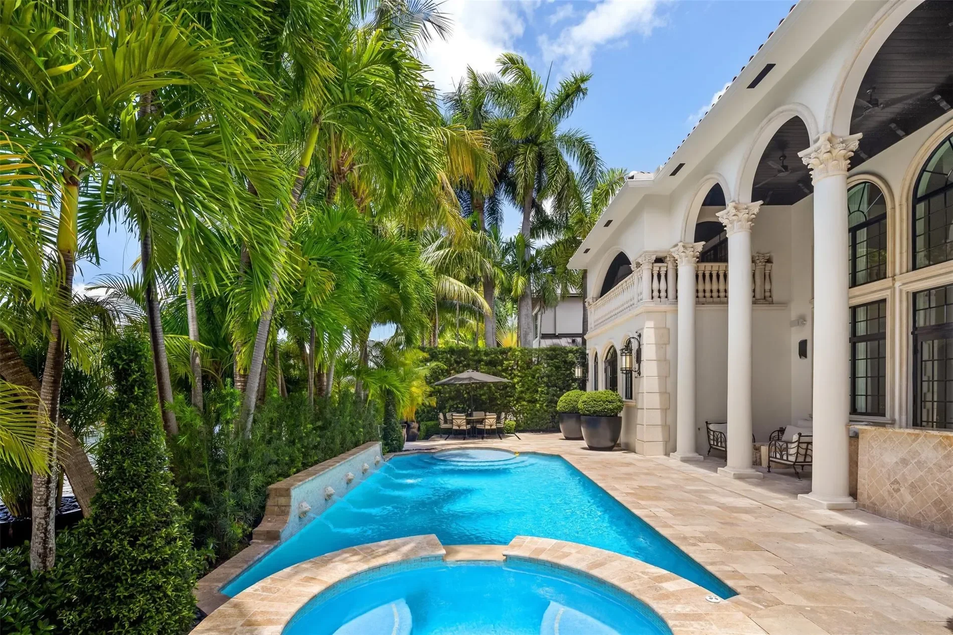 169 Fiesta Way, Fort Lauderdale, Florida, United States. - Photo 9