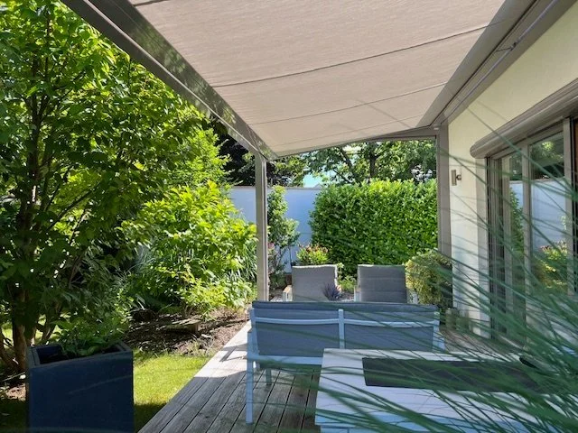 Exterior photo 6