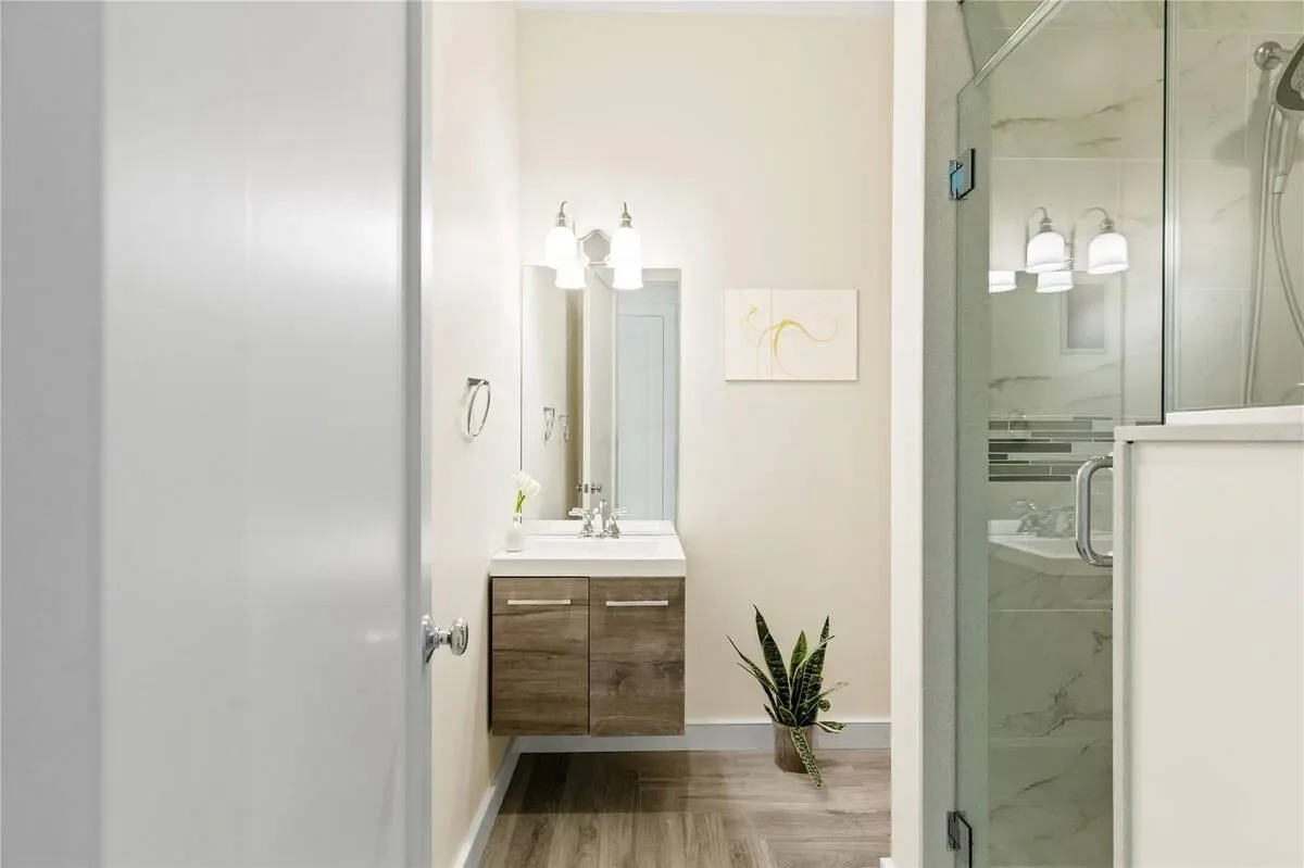 Gallery photo 10