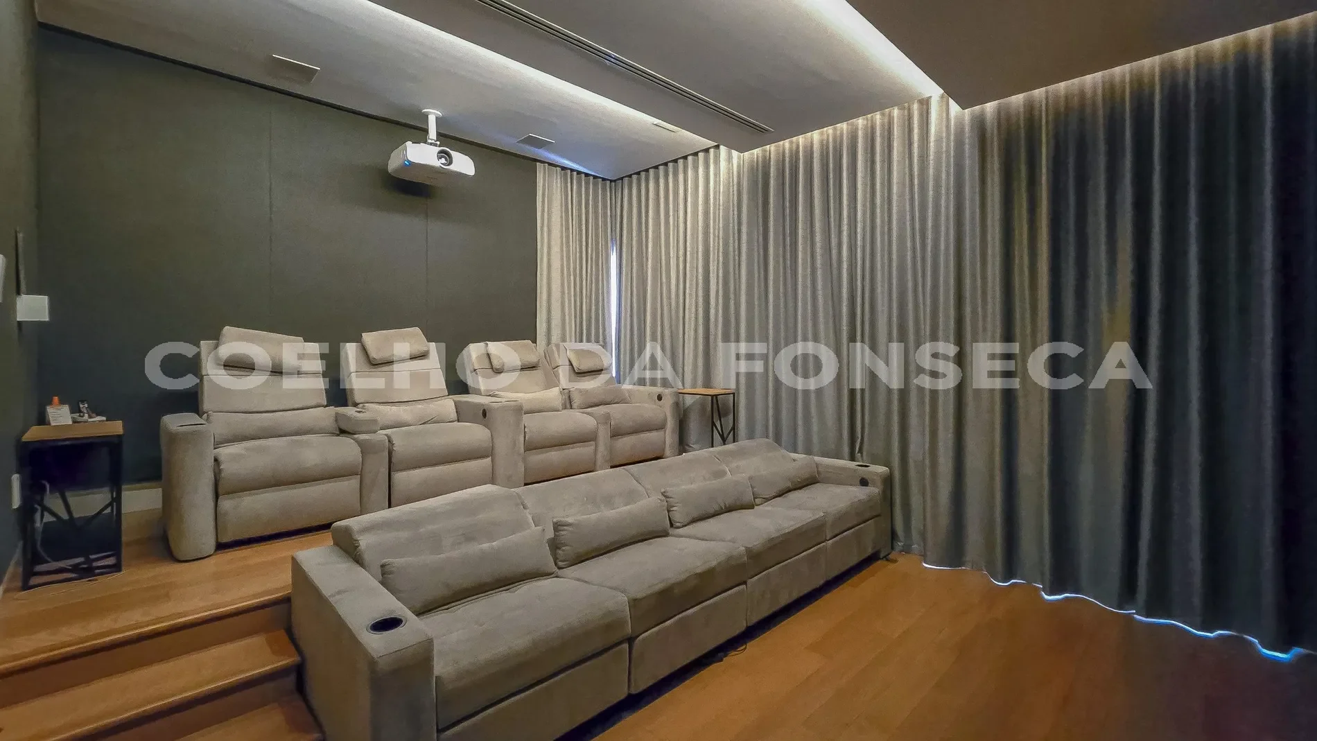 Gallery photo 11