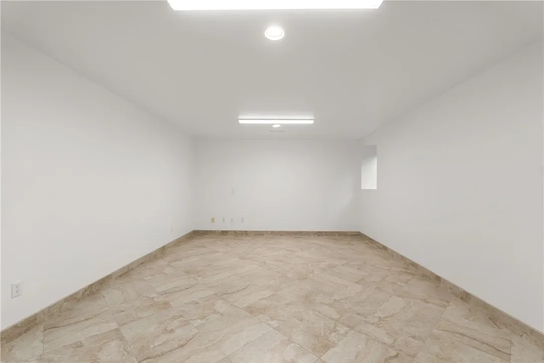 Gallery photo 3