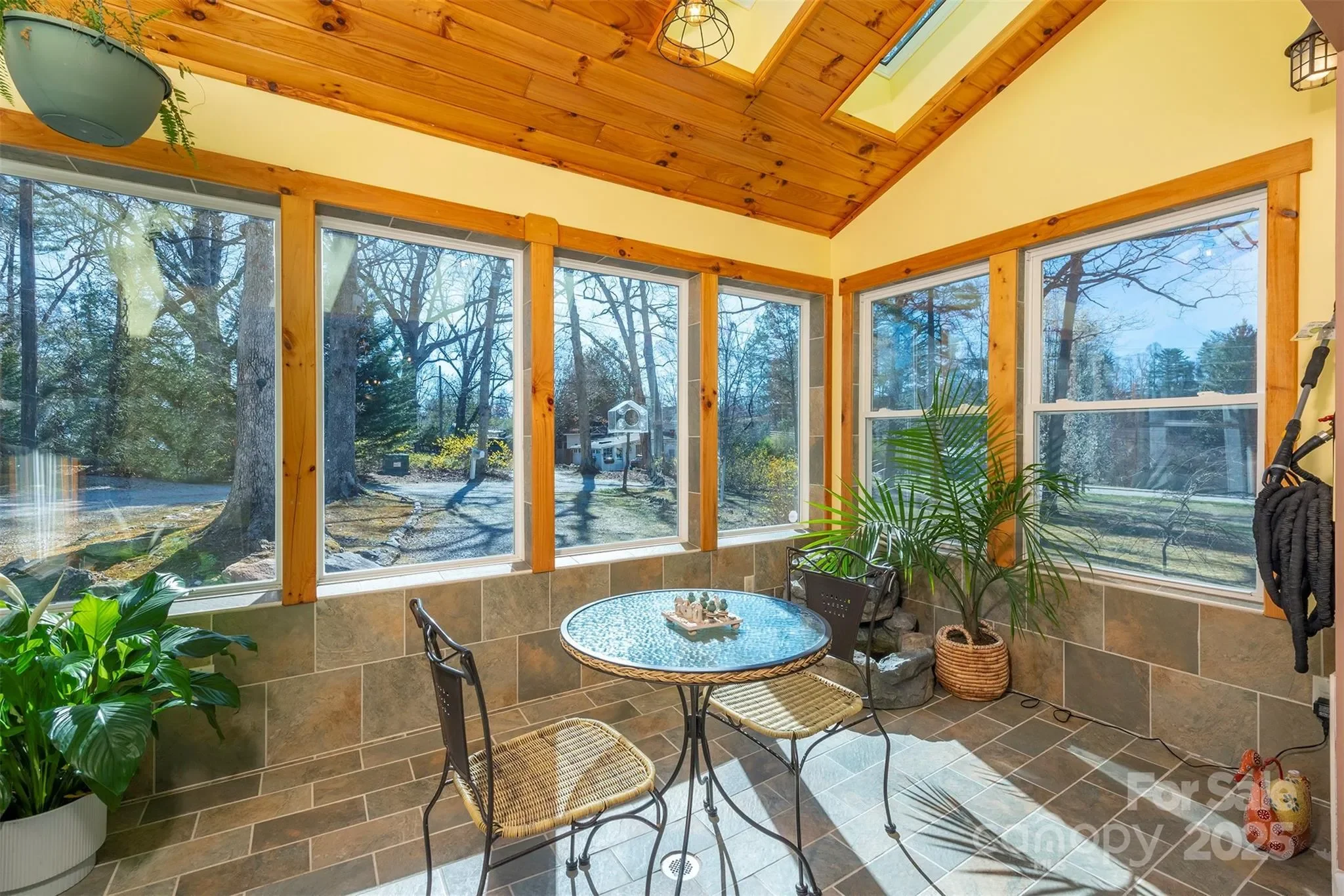 1740 Haywood Road, Hendersonville, NC 28791, Hendersonville, North Carolina, United States. - Photo 4