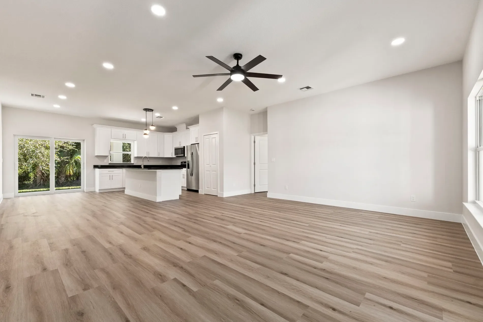 5310 Sunset Boulevard , Fort Pierce, FL 34982, Fort Pierce, Florida, United States. - Photo 24