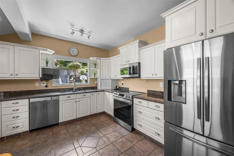 141 Connaught Road, Kamloops, British Columbia, Canada. - Photo 19