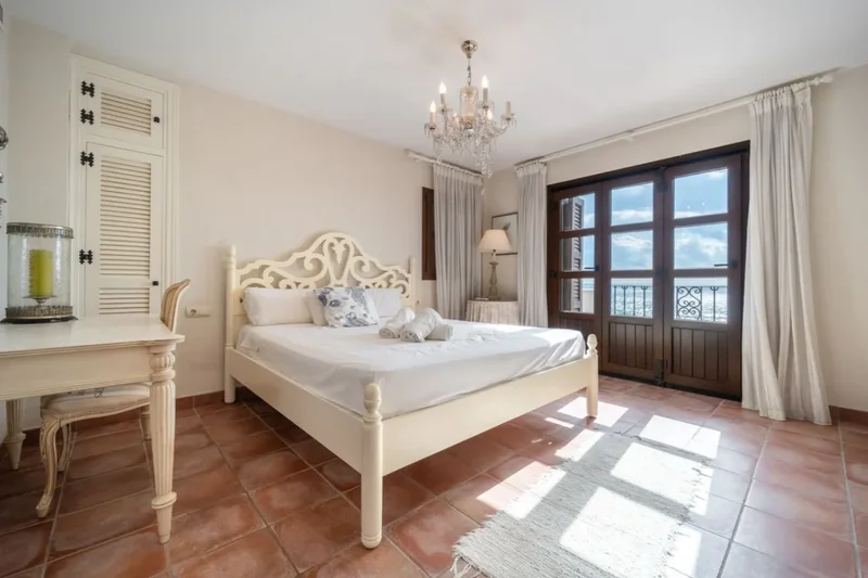 Marbella, Andalusia, Spain. - Photo 10