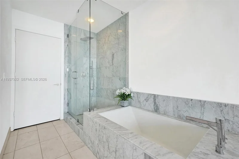 480 NE 31st St 1705, Miami, Florida, United States. - Photo 29
