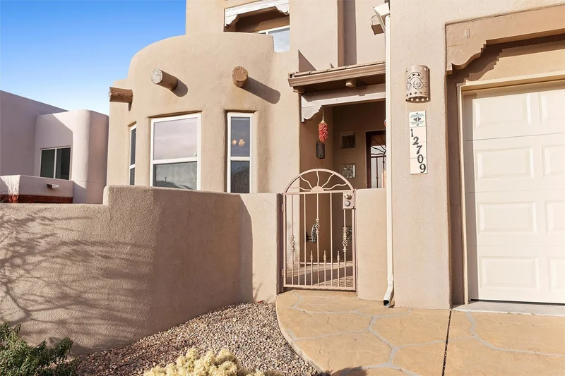 12709 Sunset Ridge Place NE, Albuquerque, NM 87111, Albuquerque, New Mexico, United States. - Photo 56