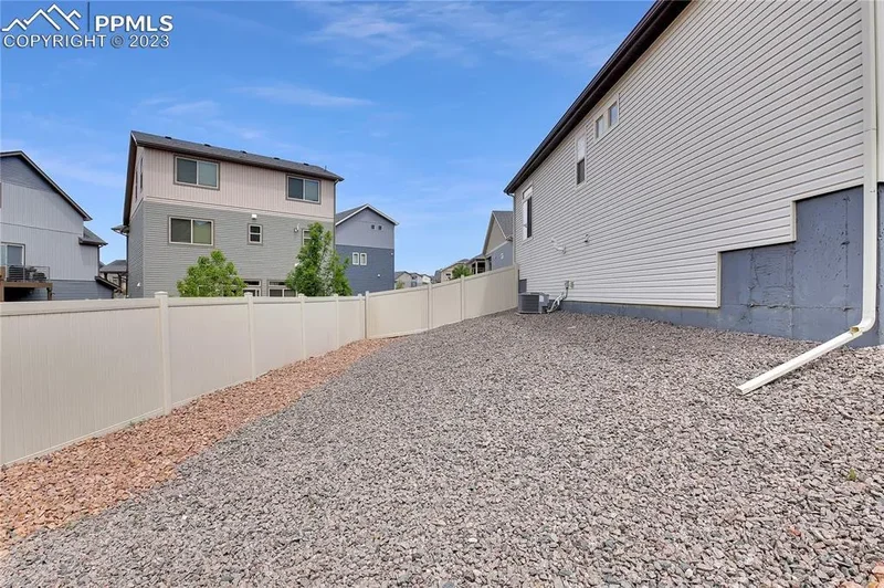 6676 Golden Briar Lane, Colorado Springs, CO 80927, Colorado Springs, Colorado, United States. - Photo 14