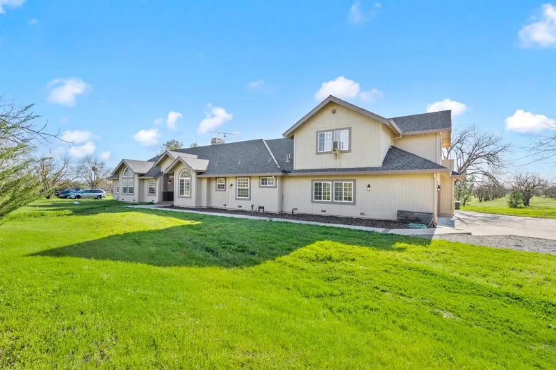111 Ausaymas Court, Hollister, CA 95023, Hollister, California, United States. - Photo 8