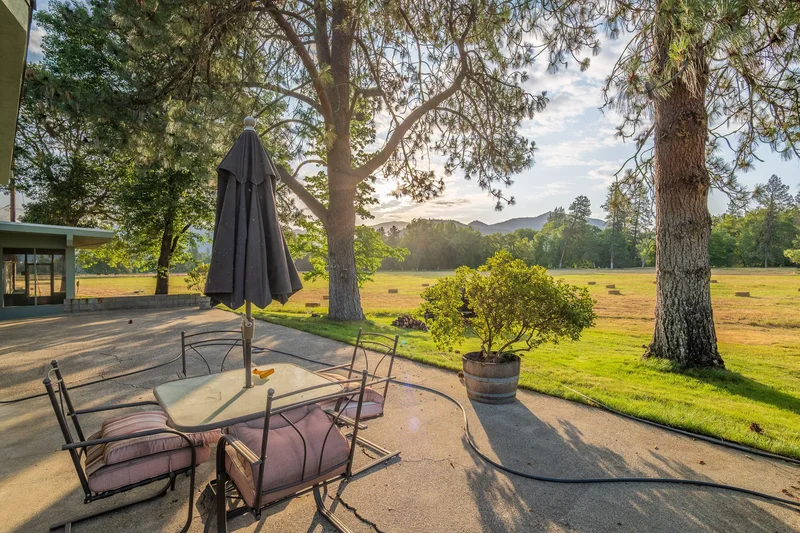 701 Messinger, Grants Pass, OR, 97527, USA, Grants Pass, Oregon, United States. - Photo 34
