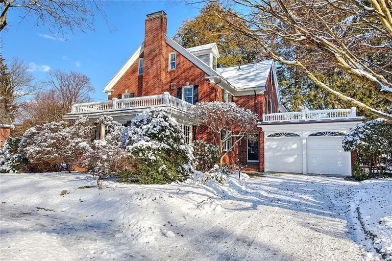 39 Harwich Road, Providence, RI, 02906, USA, Providence, Rhode Island, United States. - Photo 47