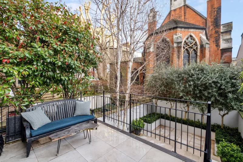 Montpelier Square, Knightsbridge, London, England, United Kingdom. - Photo 3