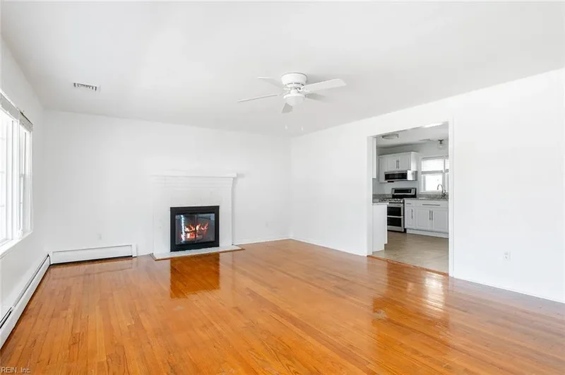 31 Bayview Drive, Poquoson, VA 23662, Poquoson, Virginia, United States. - Photo 5
