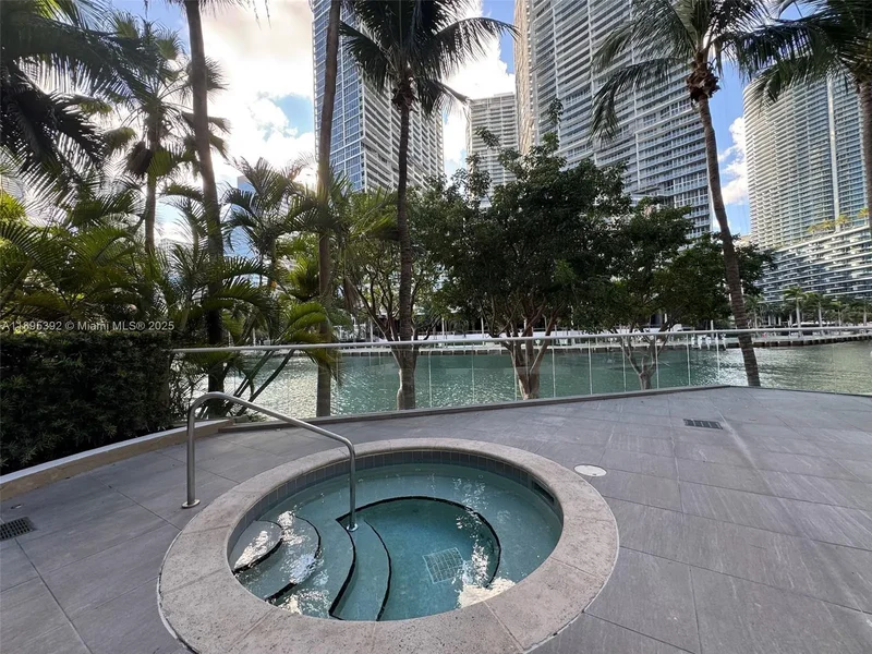 901 Brickell Key Blvd 3607, Miami, Florida, United States. - Photo 28