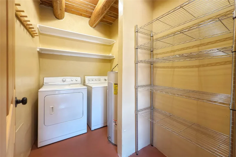 54 Rons Road, Santa Fe, NM 87508, Santa Fe, New Mexico, United States. - Photo 73
