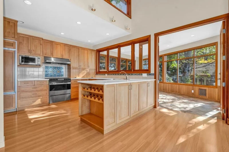 4893 Sunshine Coast Highway, Sechelt, BC V7Z 0B6, Sechelt, British Columbia, Canada. - Photo 24