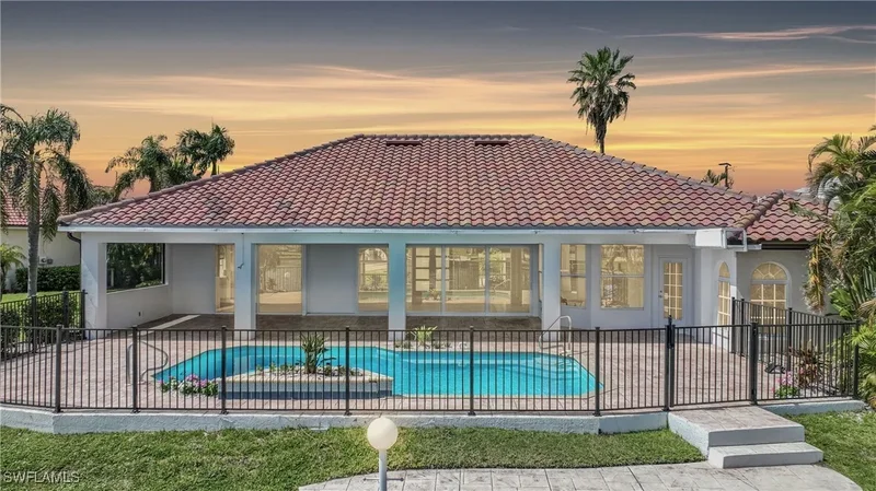 2000 SW 44th Terrace, Cape Coral, FL 33914, Cape Coral, Florida, United States. - Photo 36