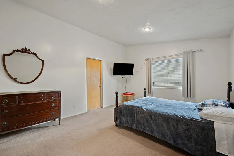1610 E Moor Dale Ln, Holladay, UT 84117, Holladay, Utah, United States. - Photo 12