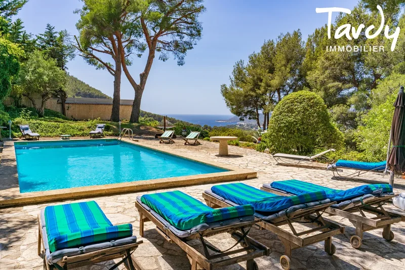Luxury Real Estate Villa for Sale in Cassis 13260