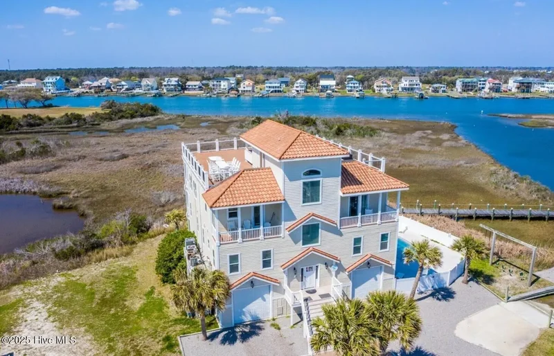 105 Bay Court, North Topsail Beach, NC 28460, North Topsail Beach, North Carolina, United States. - Photo 44