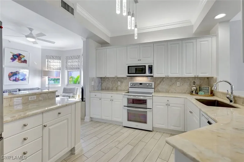 410 Flagship Drive 501, Naples, Florida, United States. - Photo 23