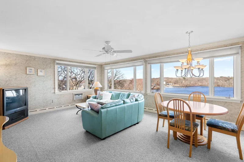 335 Mystic St , Arlington, MA 02474, Arlington, Massachusetts, United States. - Photo 15
