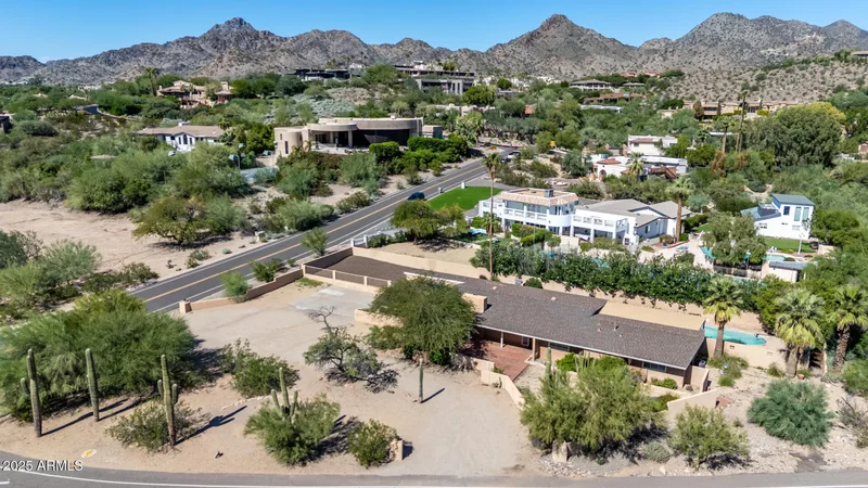 4002 E MCDONALD Drive, Paradise Valley, AZ 85253, Paradise Valley, Arizona, United States. - Photo 22