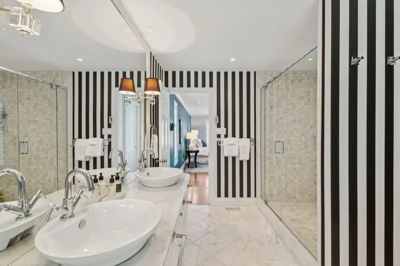 890 Allée Royale, Mont-Tremblant, Quebec, Canada. - Photo 32
