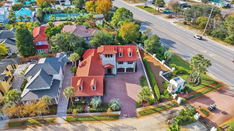 Miramar Beach, Florida, United States. - Photo 75