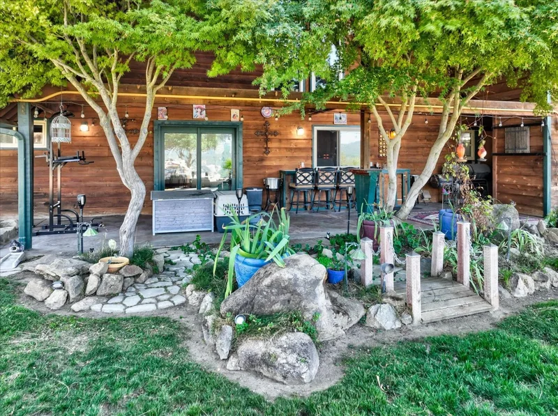 31331 Hogans Mountain Road, Coarsegold, CA 93614, Coarsegold, California, United States. - Photo 3