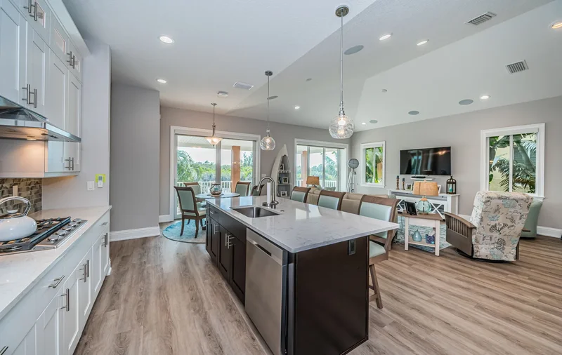 17 Franklin CT S #D, St Petersburg, FL 33711, St. Petersburg, Florida, United States. - Photo 37