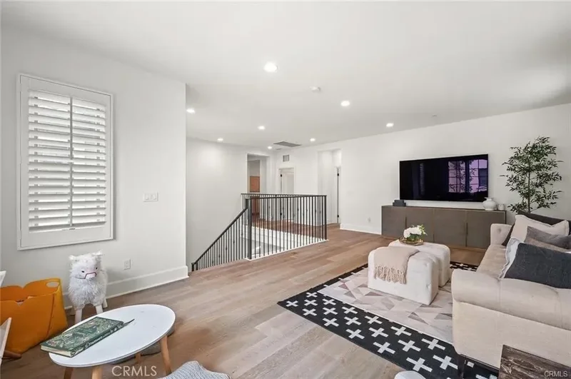117 Andirons, Irvine, California, United States. - Photo 25