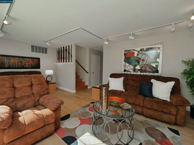 4044 Cowell Road, Concord, California, United States. - Photo 45