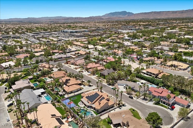 2110 Americas Cup Circle, Las Vegas, Nevada, United States. - Photo 67