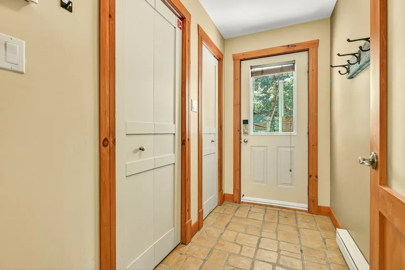 201 Ch. des Quatre-Sommets 2, Gatineau, Quebec, Canada. - Photo 19