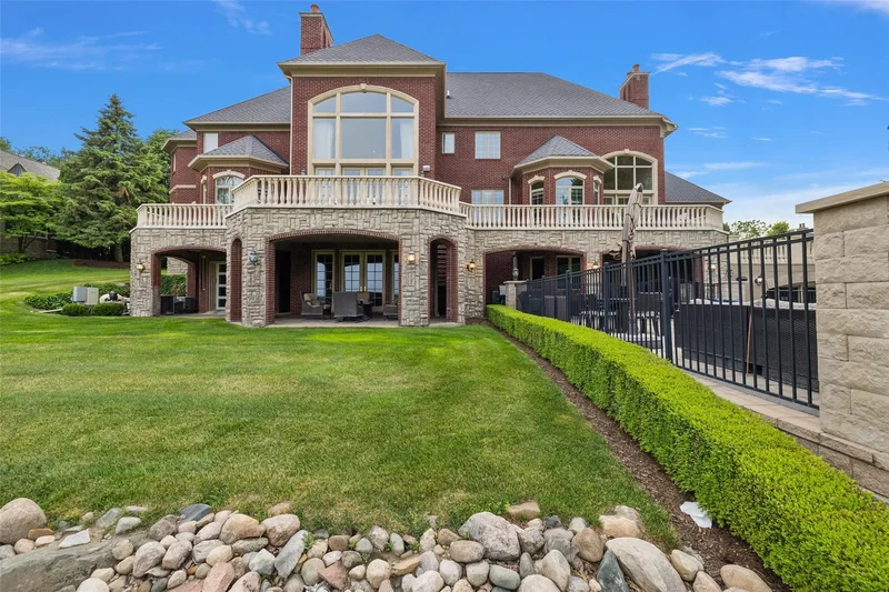 7428 Foxburg Court, Clarkston, MI, 48348, USA, Clarkston, Michigan, United States. - Photo 24