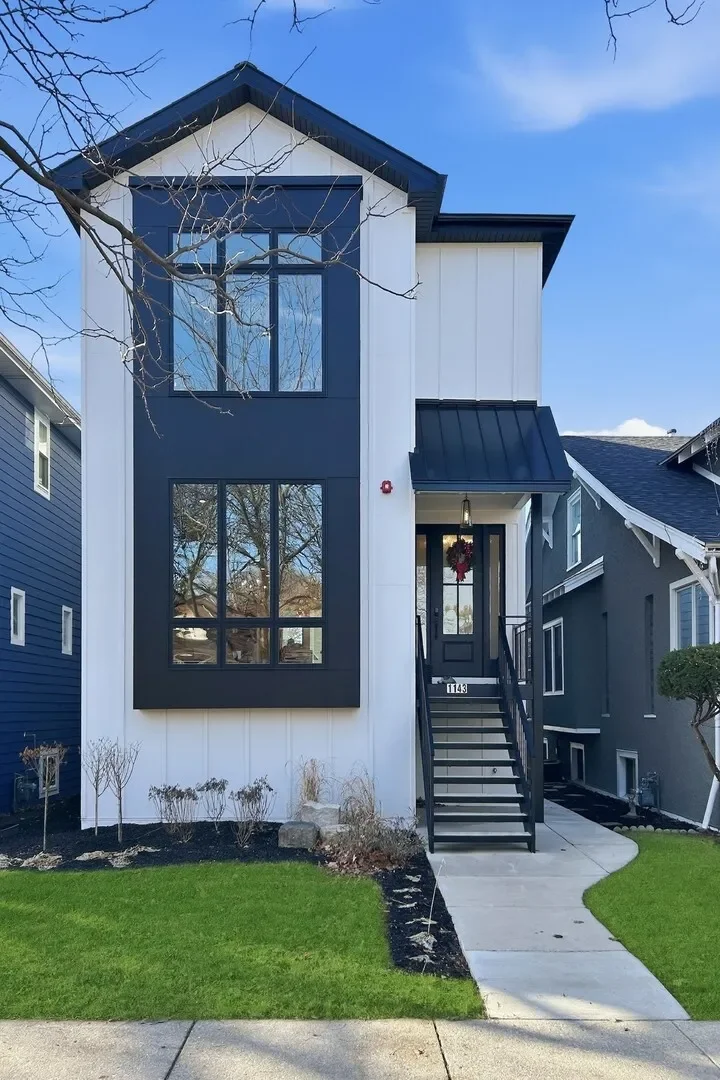 Single Family Home/House - Oak Park - United States