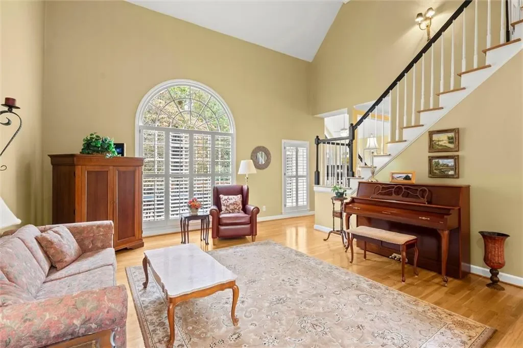 5362 Thornapple Lane, Kennesaw, Georgia, United States. - Photo 11