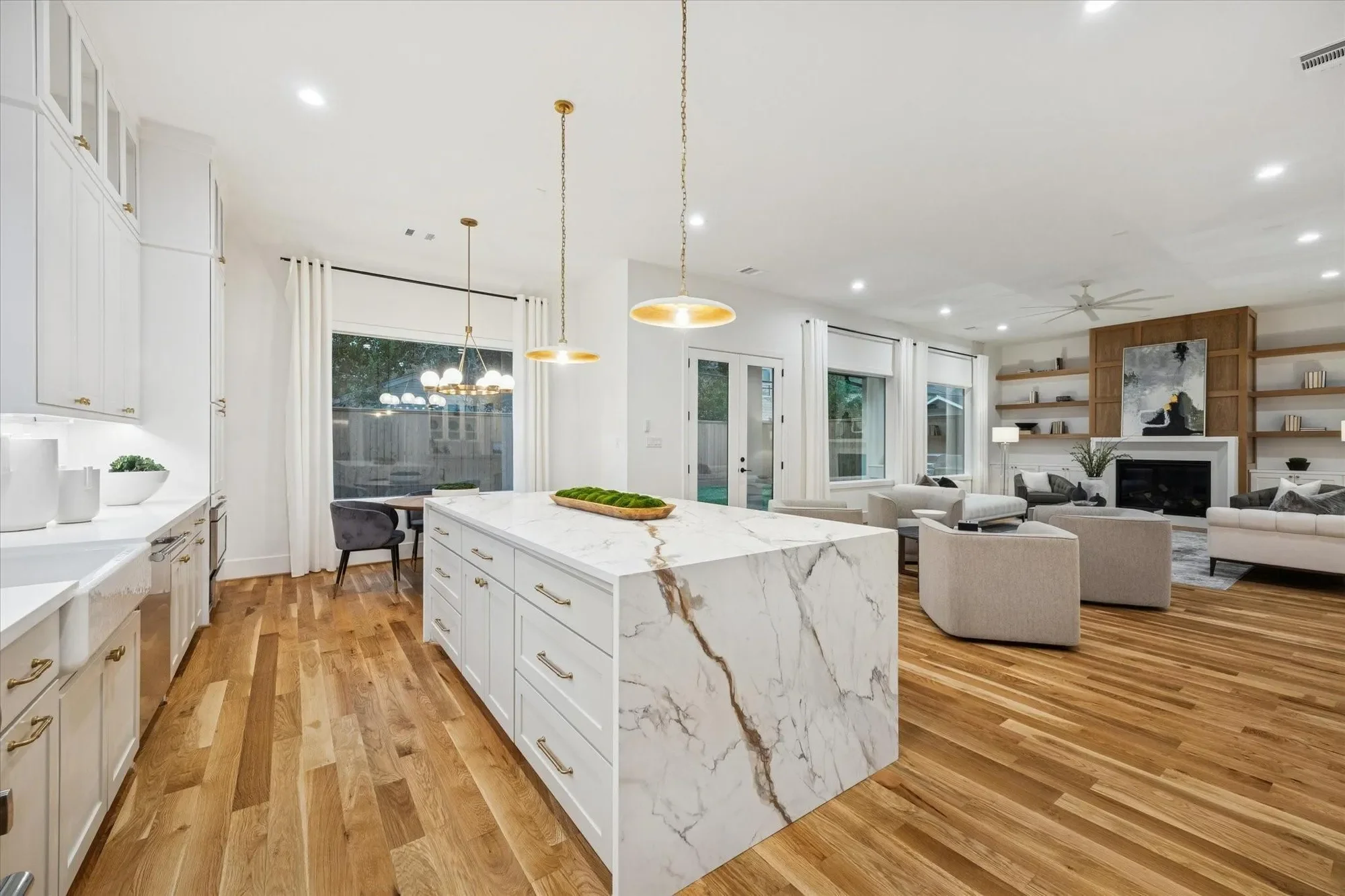1330 Richelieu Lane, Houston, Texas, United States. - Photo 14