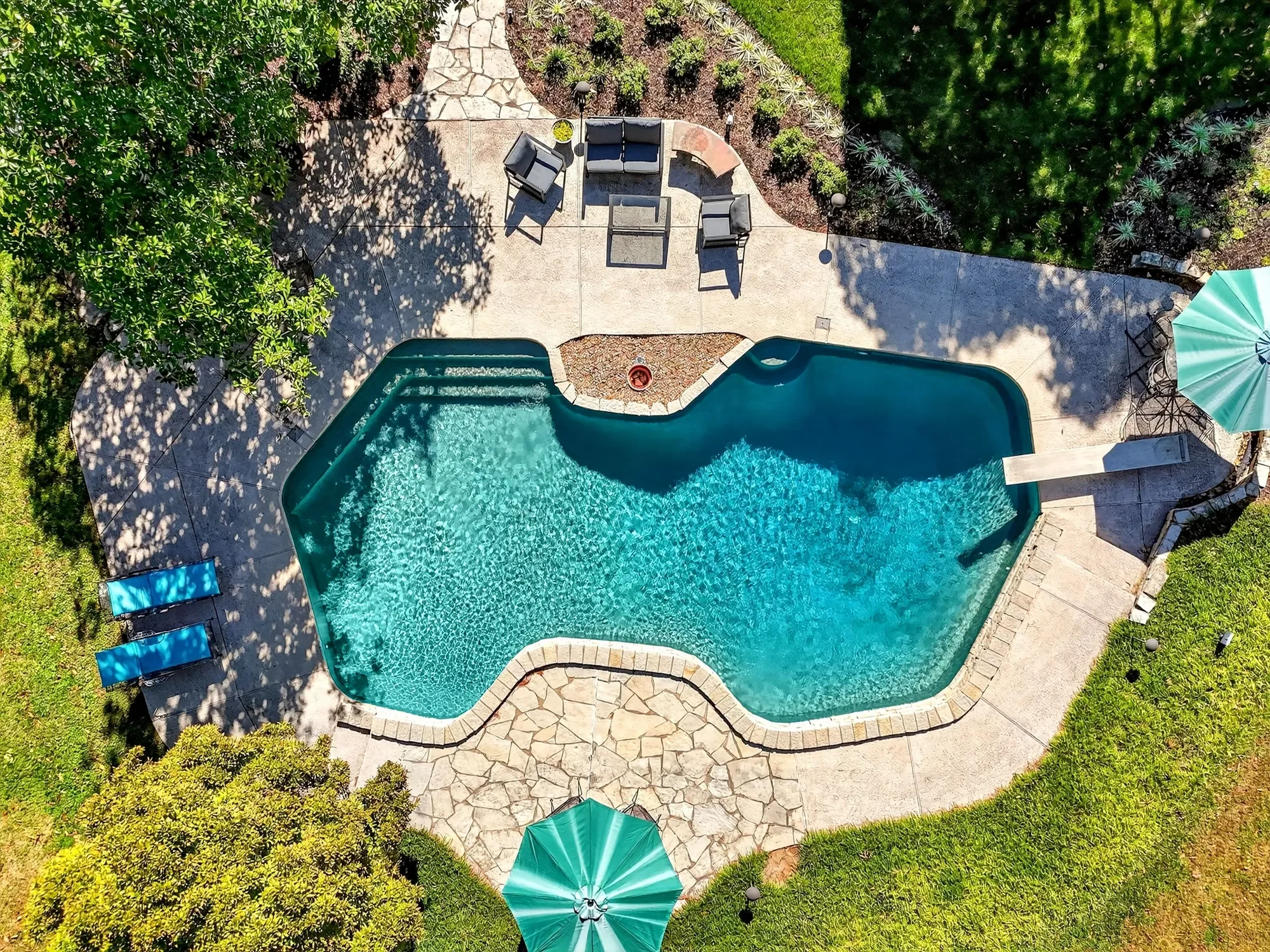 73 Overhills Drive , Ladue, MO 63124, Ladue, Missouri, United States. - Photo 3