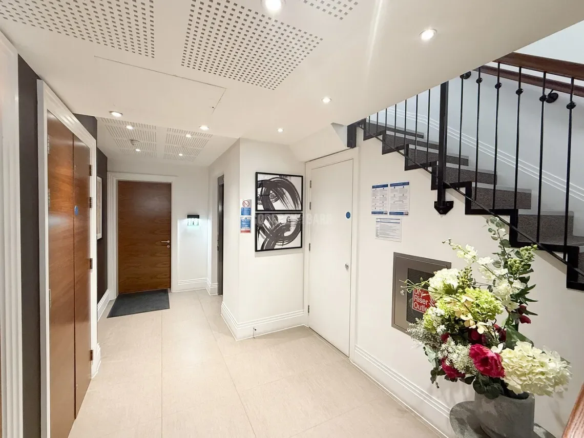 Collingham House, Mill Hill Place Mill Hill NW7, London, England, United Kingdom. - Photo 17