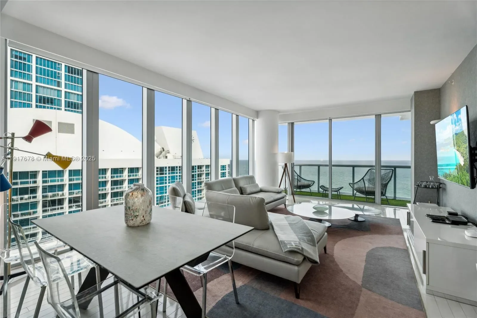 6799 Collins Ave 1602, Miami Beach, Florida, United States. - Photo 7