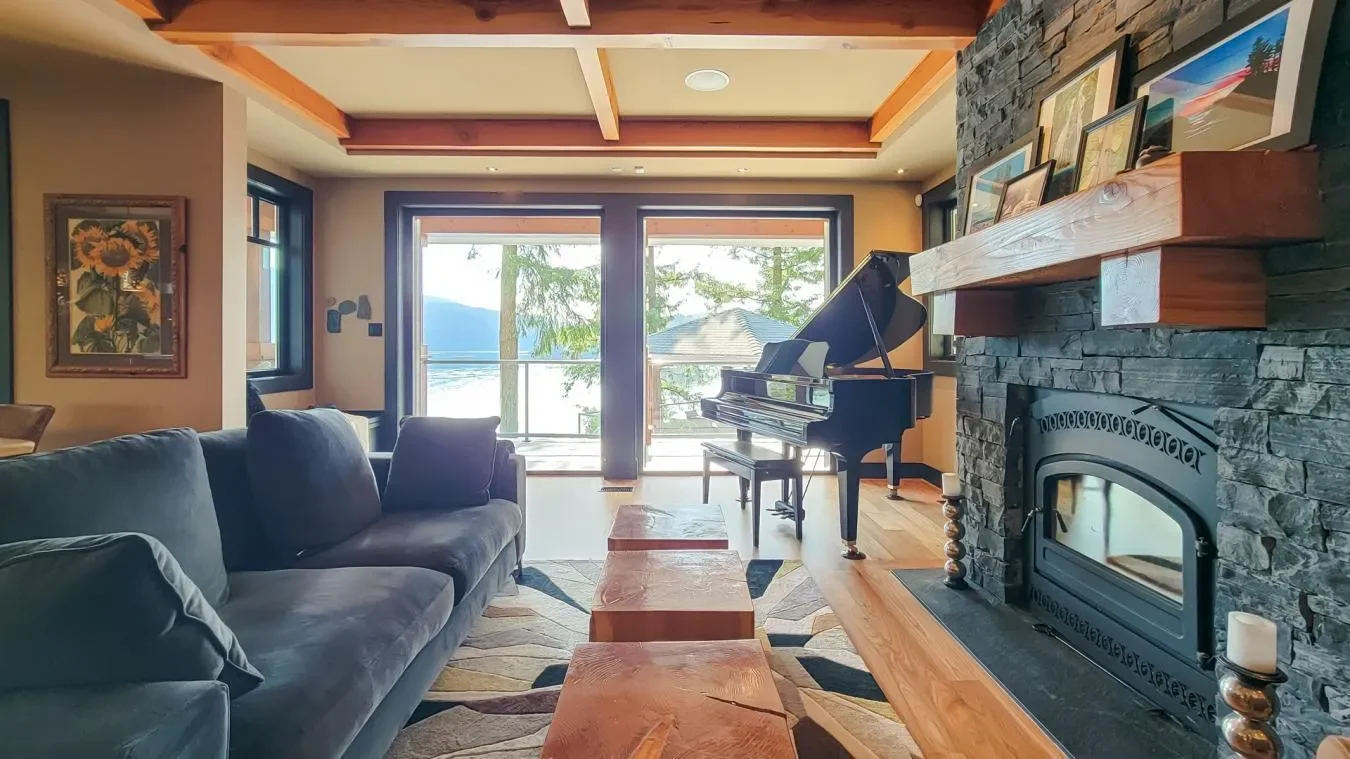 5125 Indian River Drive, North Vancouver, North Vancouver, British Columbia, Canada. - Photo 13