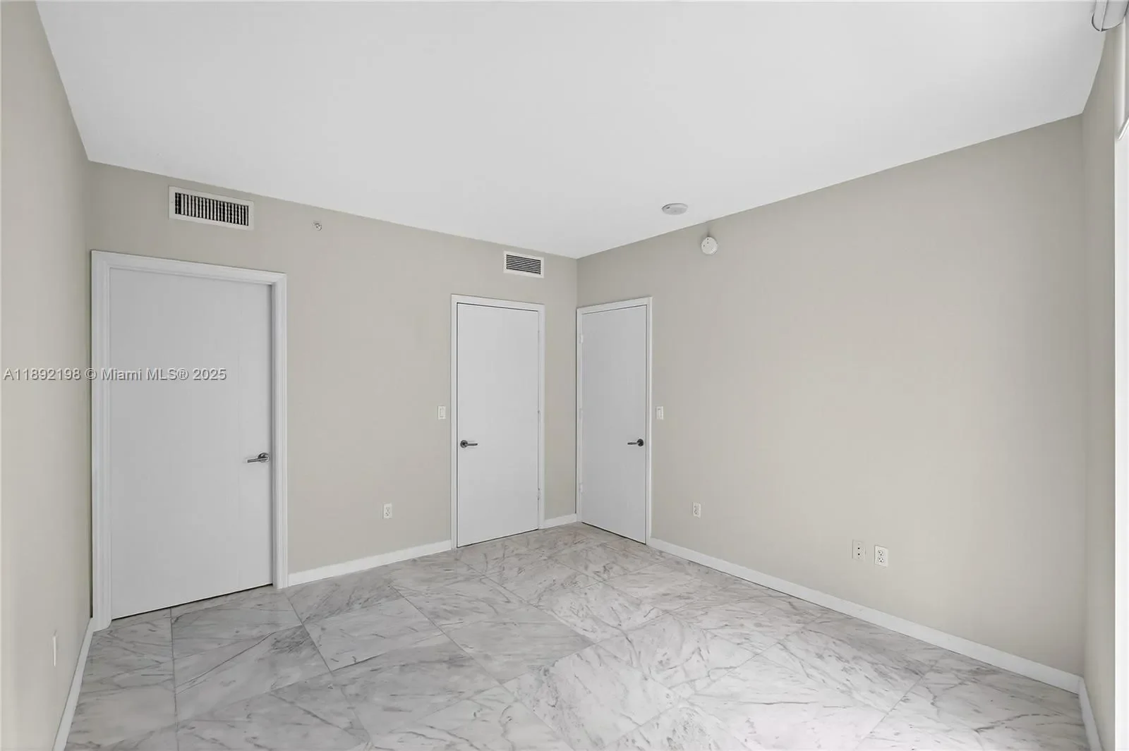 1010 SW 2nd Ave 603, Miami, Florida, United States. - Photo 53