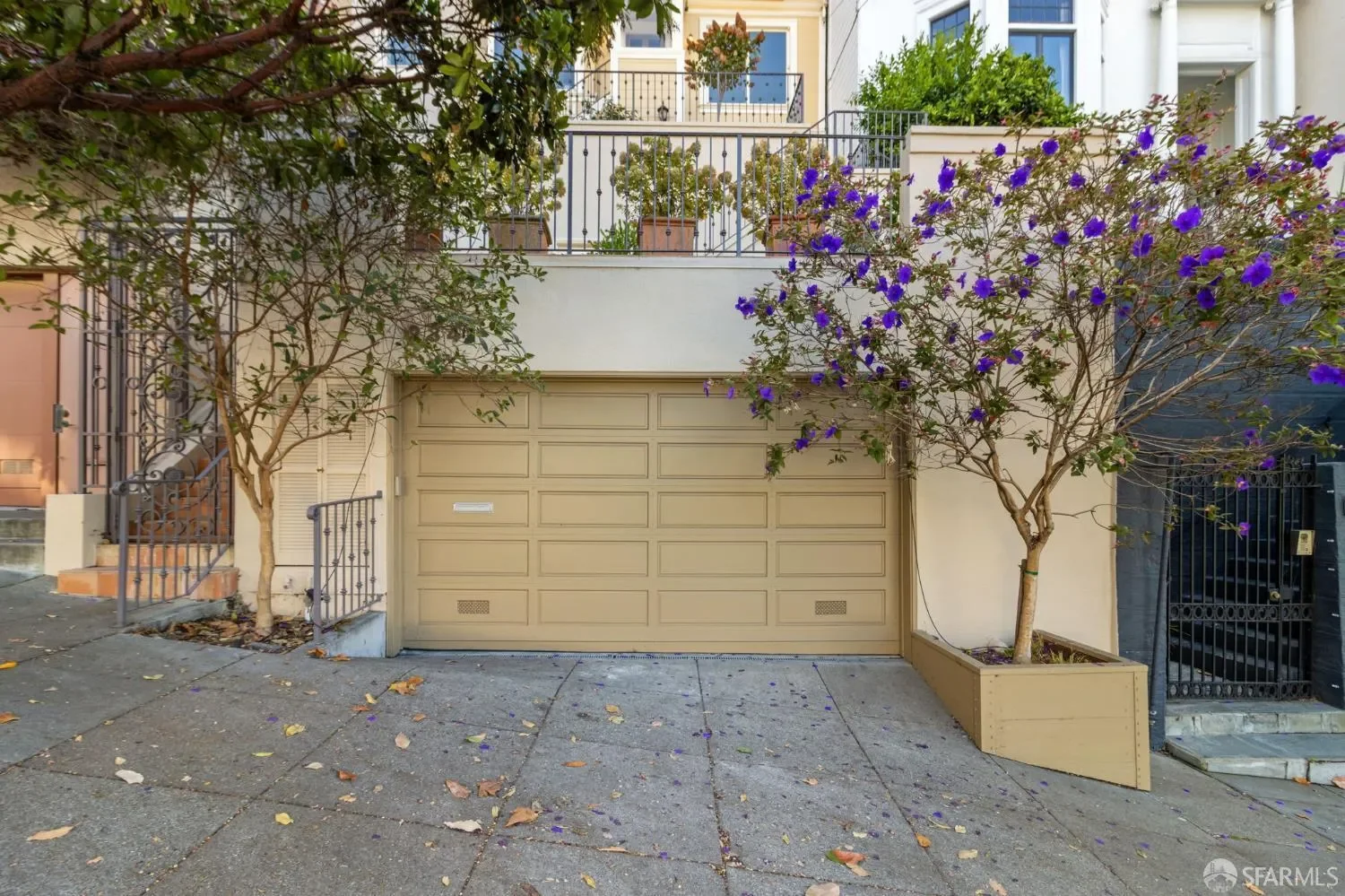 2341 Leavenworth Street, San Francisco, California, United States. - Photo 13
