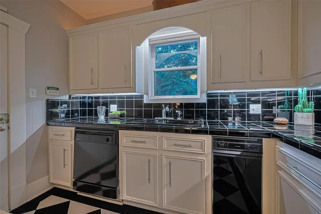 1406 Maryland Street, Houston, Texas, United States. - Photo 8