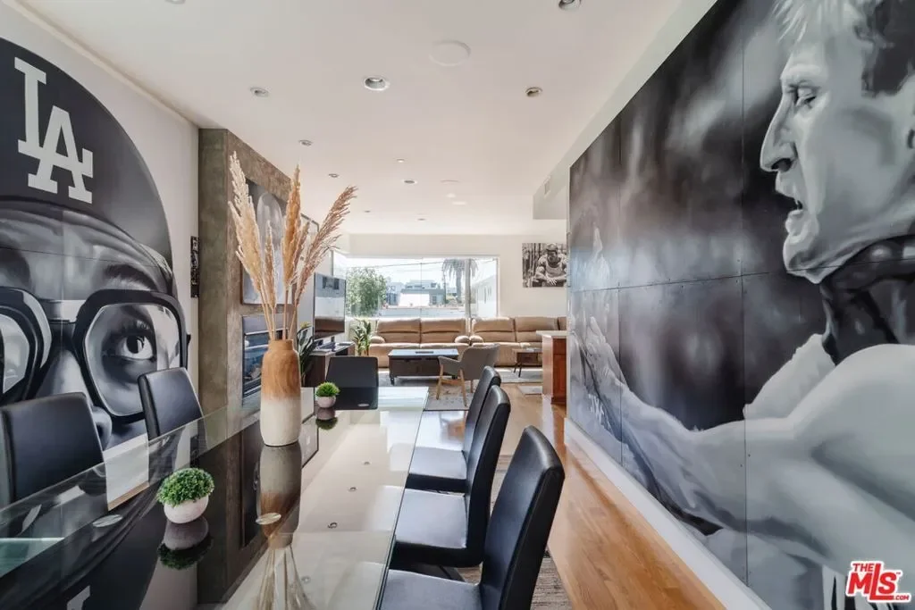 302 S Venice Boulevard, Los Angeles, California, United States. - Photo 28